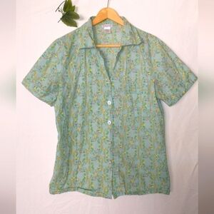 90's Retro Grampacore Floral Button-Up Shirt Size X small Runs Bigger